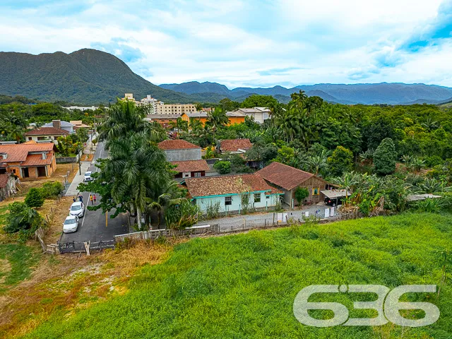 GRANDE OPORTUNIDADE DE IMÓVEL NO CENTRO DE PIRABEI