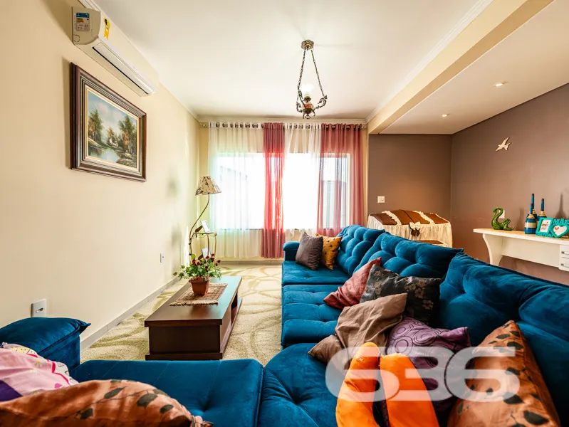 Encante-se com este Magnífico Imóvel no Coração de