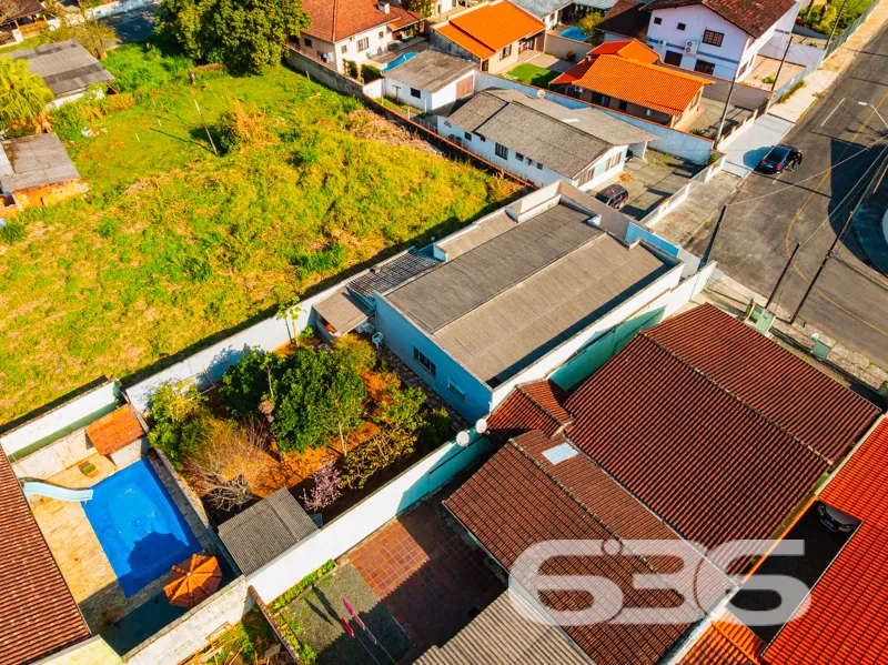 Encante-se com este Magnífico Imóvel no Coração de