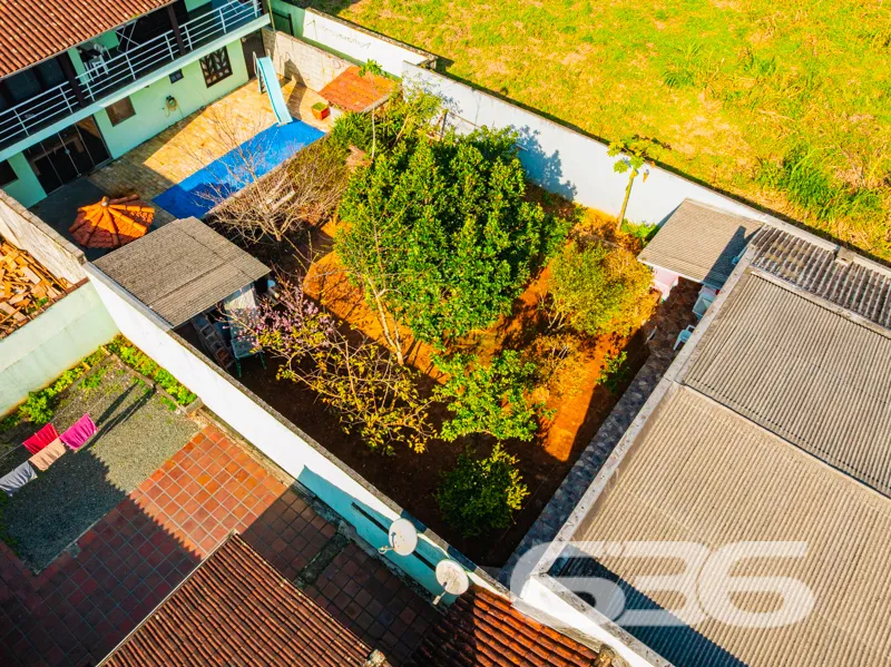 Encante-se com este Magnífico Imóvel no Coração de