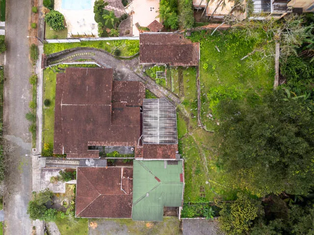 TERRENO AMPLO NO BAIRRO SAGUAÇU: O INVESTIMENTO PE