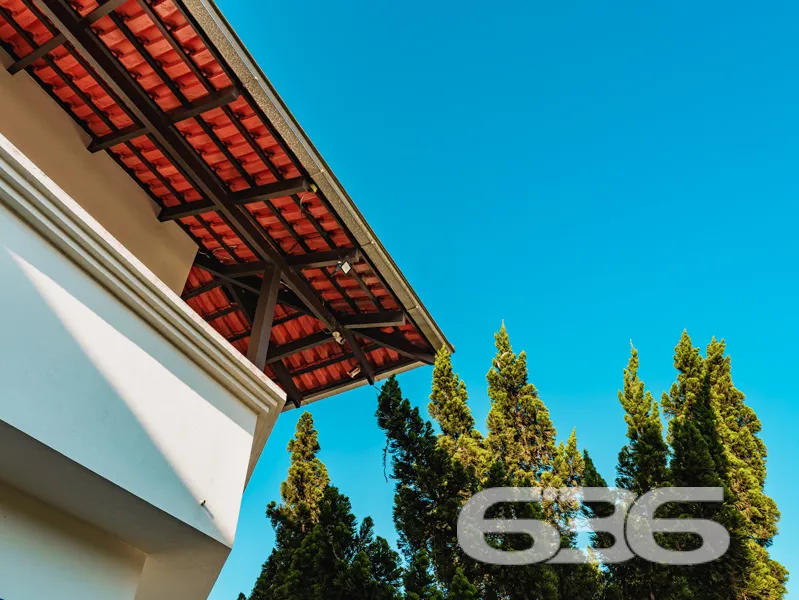 RESIDÊNCIA DE ALTO PADRÃO COM 2 SUÍTES + 2 QUARTOS