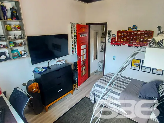 SOBRADO COM 2 DORMITÓRIOS NO BAIRRO ITAUM - ESTUDA