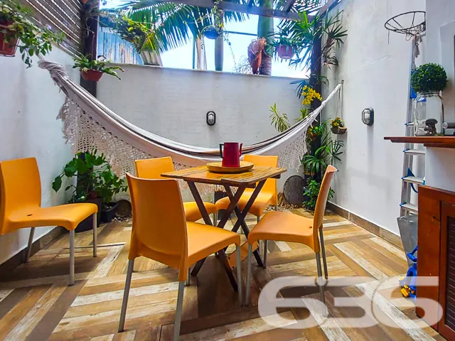 SOBRADO COM 2 DORMITÓRIOS NO BAIRRO ITAUM - ESTUDA