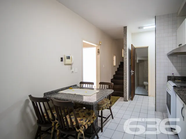 LINDO SOBRADO COM 3 QUARTOS NO BAIRRO SANTO ANTÔNI