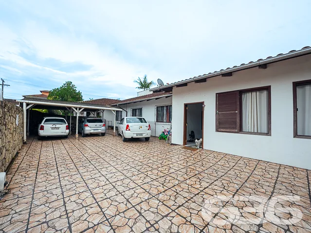 EXCELENTE IMÓVEL PARA INVESTIMENTO OU MORADIA - ES