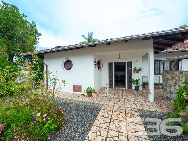 EXCELENTE IMÓVEL PARA INVESTIMENTO OU MORADIA - ES