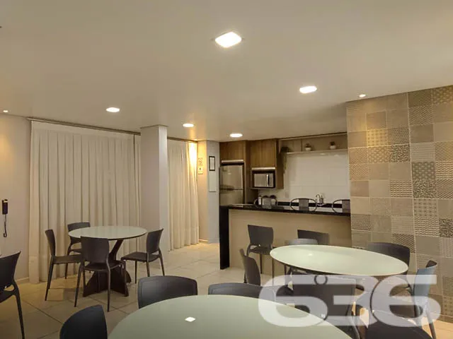 Apartamento localizado em Vila Nova, Joinville, um
