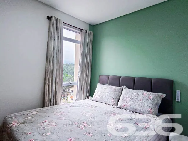 Apartamento localizado em Vila Nova, Joinville, um