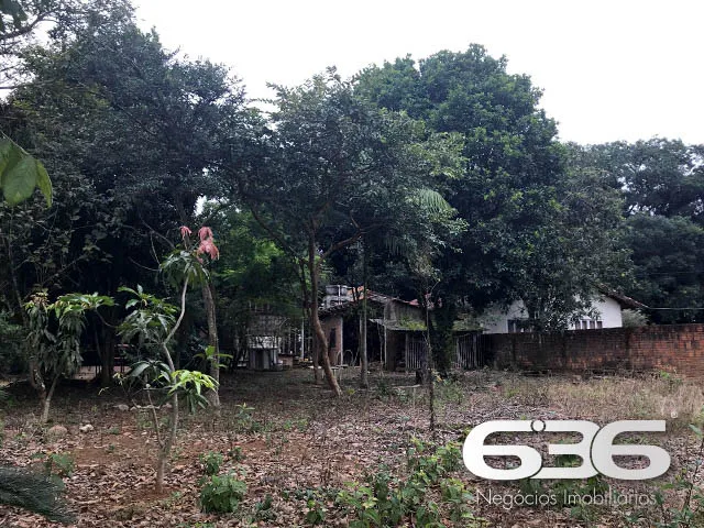 TERRENO DE 1.878M² COM LOCALIZAÇÃO ESTRATÉGICA EM