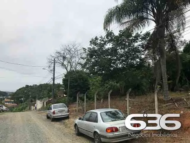 TERRENO DE 1.878M² COM LOCALIZAÇÃO ESTRATÉGICA EM