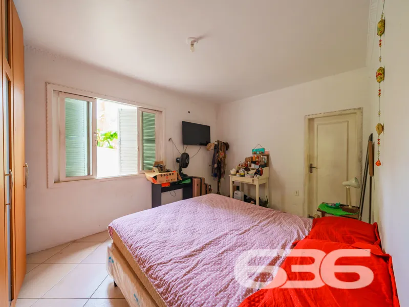 Casa à venda no bairro América em Joinville, com t