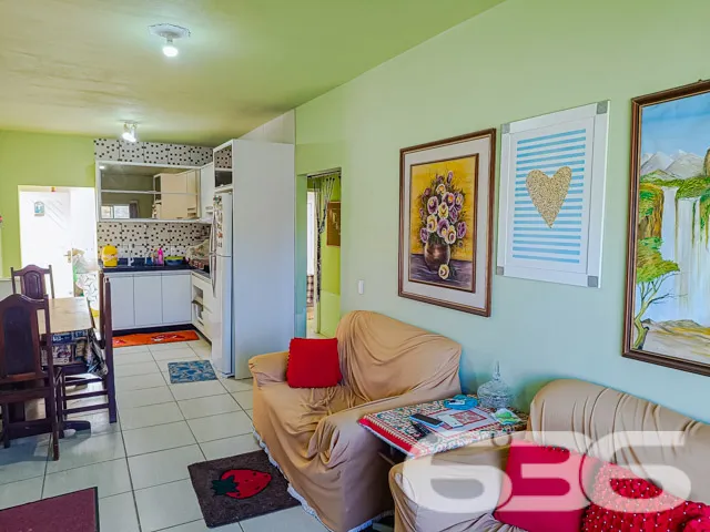 Descubra um lar espaçoso e convidativo, ideal para