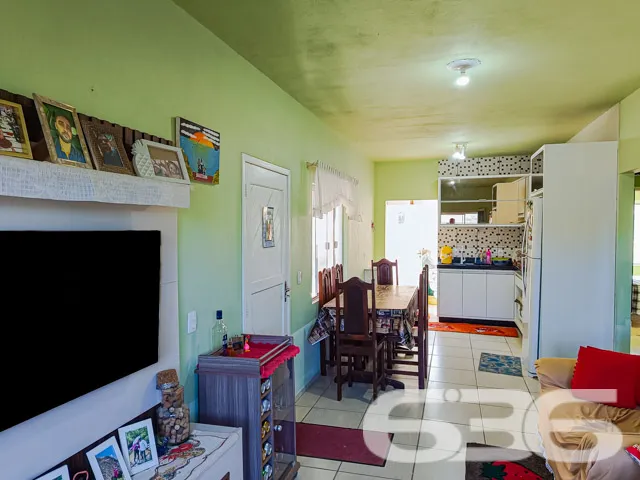 Descubra um lar espaçoso e convidativo, ideal para