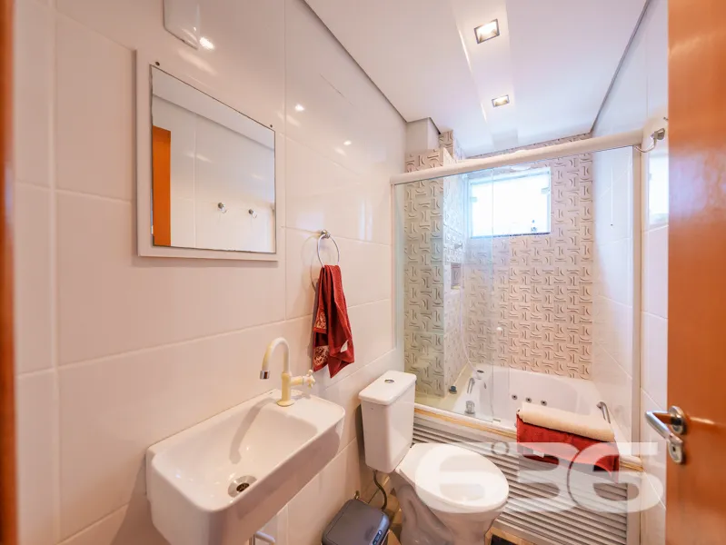 Apartamento à venda no Saguaçu, Joinville/SC, com 