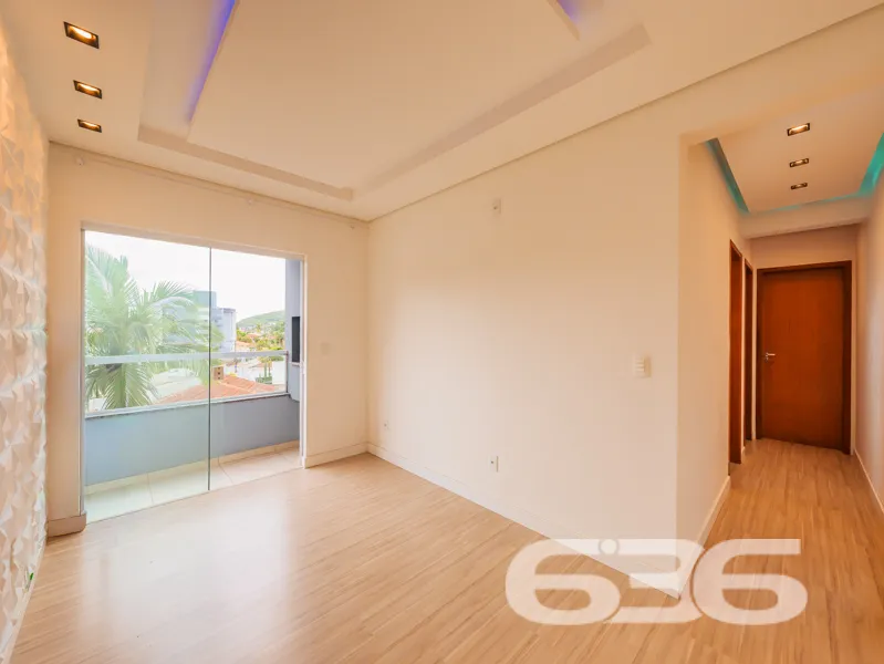 Apartamento à venda no Saguaçu, Joinville/SC, com 