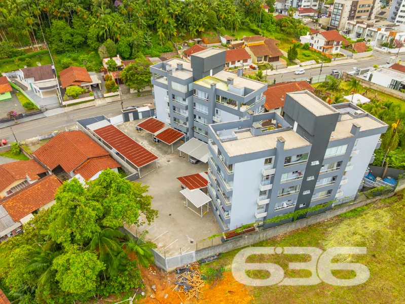 Apartamento à venda no Saguaçu, Joinville/SC, com 