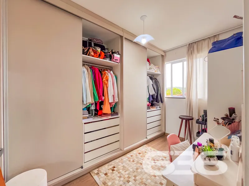 Apartamento à venda no bairro Fátima em Joinville