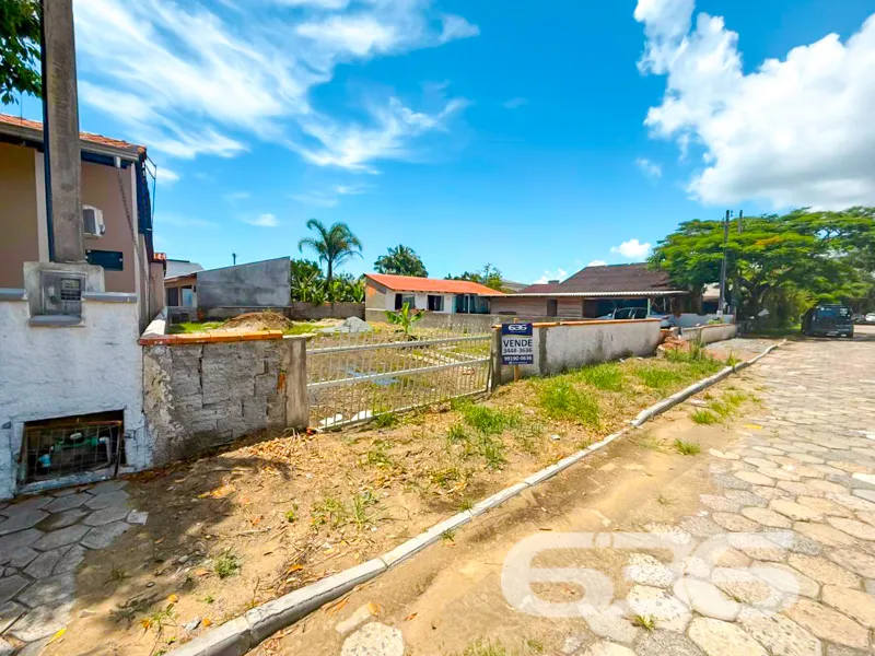 Terreno à venda no Centro de Balneário Barra do Su