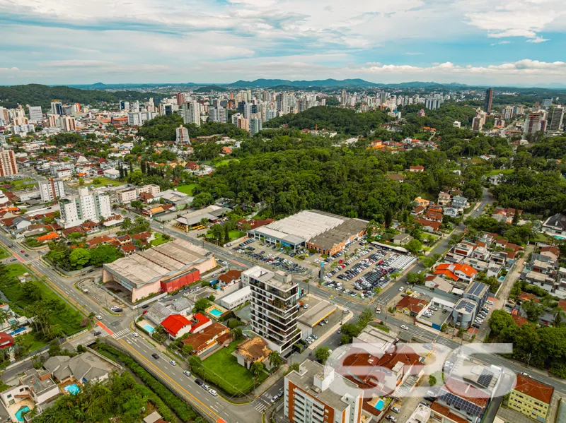 Cobertura plana à venda no bairro América, Joinvil