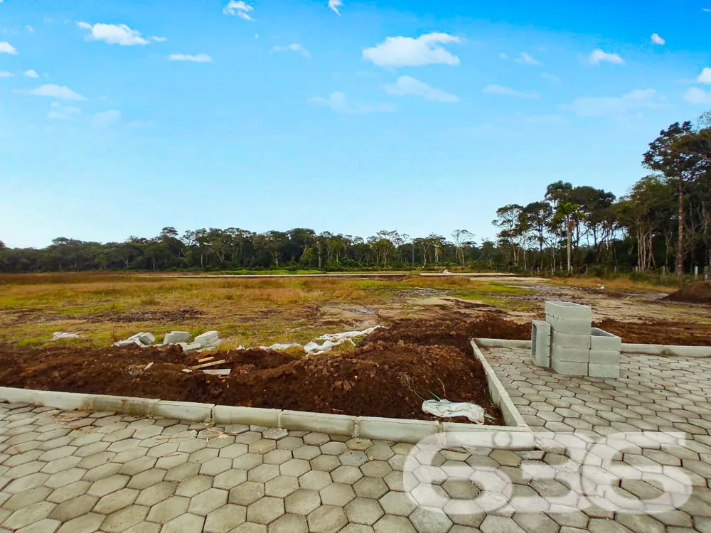 TERRENO EM CONDOMÍNIO RESIDENCIAL NA PRAIA DO ERVI