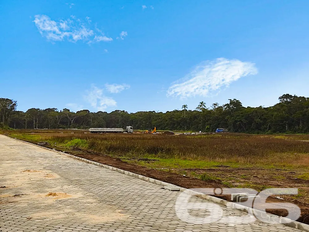 TERRENO EM CONDOMÍNIO RESIDENCIAL NA PRAIA DO ERVI