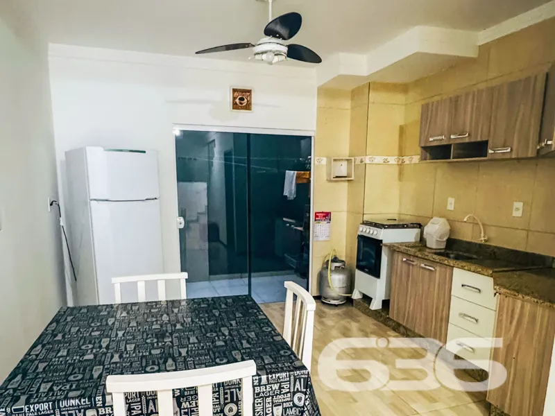 Casa Geminada Sobrado no Centro de Balneário Barra