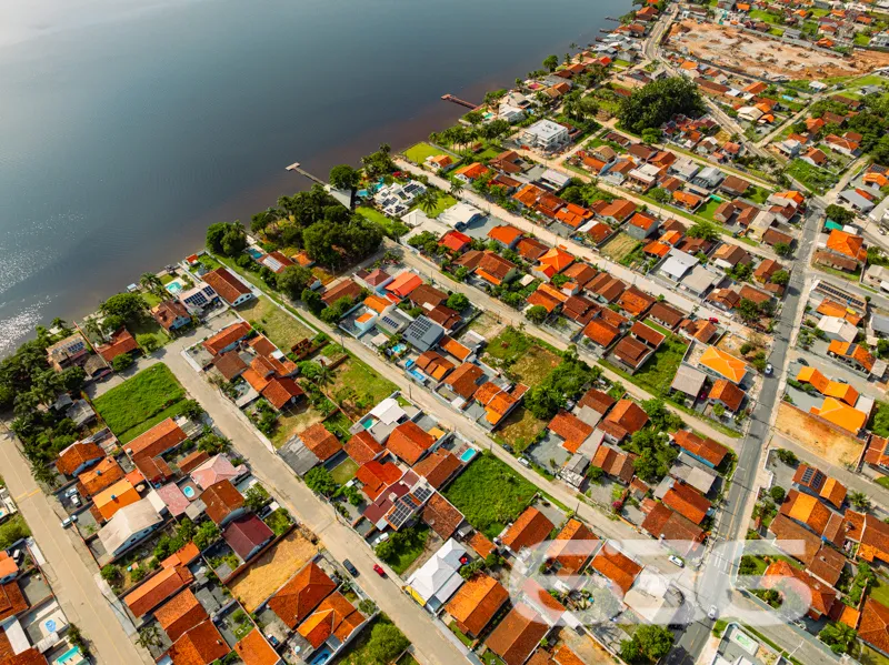 Casa à venda no bairro Pinheiros, Balneário Barra 