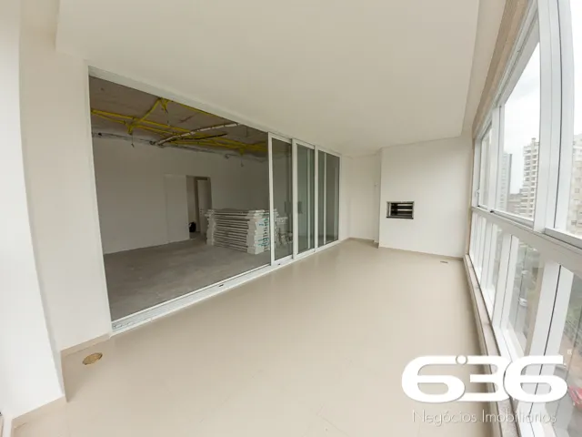 APARTAMENTO DE ALTO PADRÃO NO CENTRO DE JOINVILLE