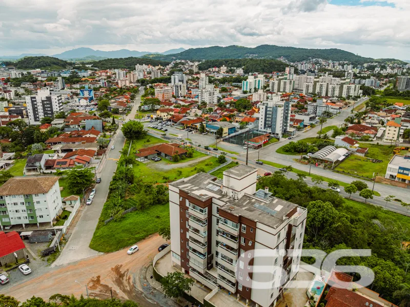 Apartamento à venda no bairro Santo Antônio, Joinv