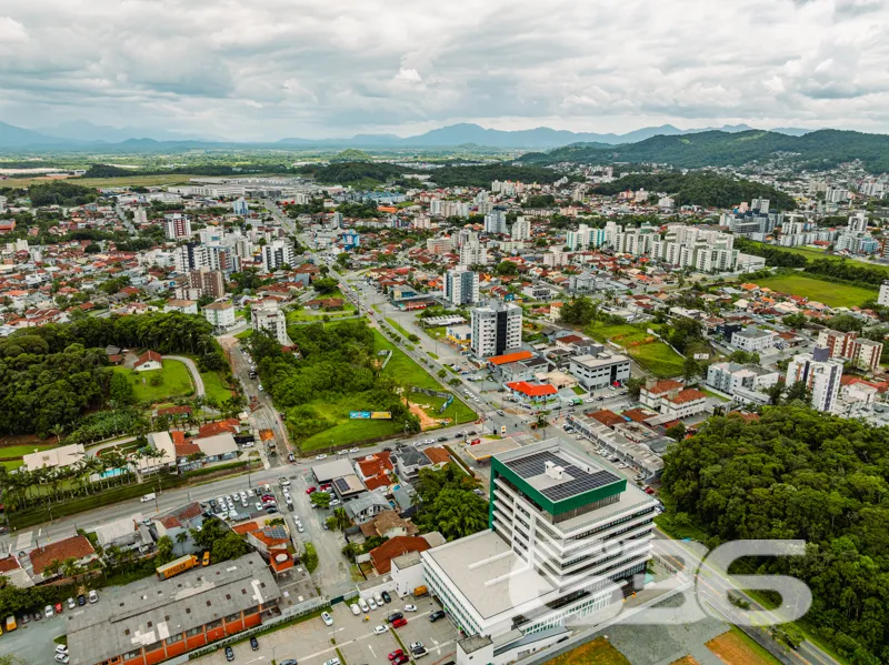 Apartamento à venda no bairro Santo Antônio, Joinv