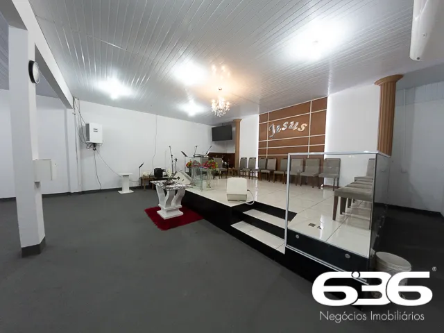 Sobrado à venda no bairro Guanabara em Joinville.