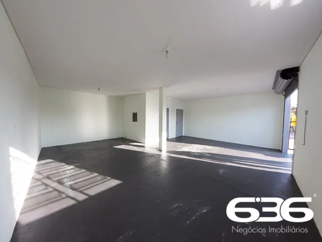 Sobrado à venda no bairro Guanabara em Joinville.