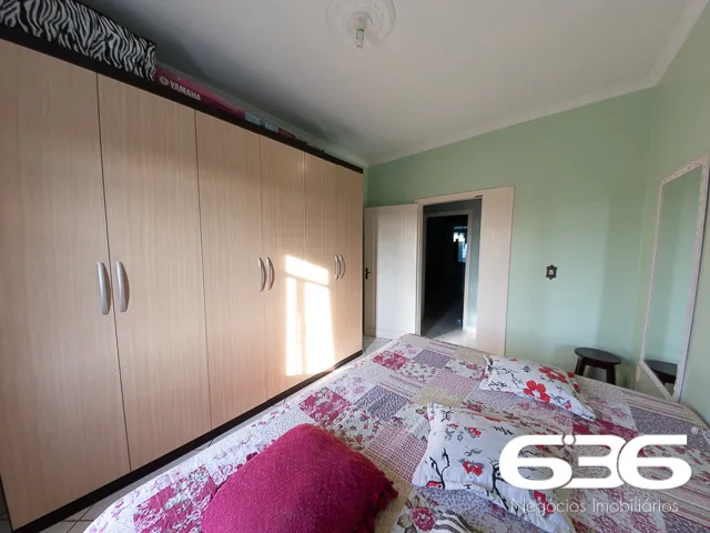 Sobrado à venda no bairro Guanabara em Joinville.