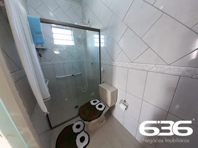 Sobrado à venda no bairro Guanabara em Joinville.