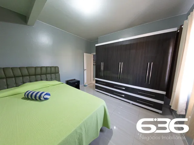 Sobrado à venda no bairro Guanabara em Joinville.