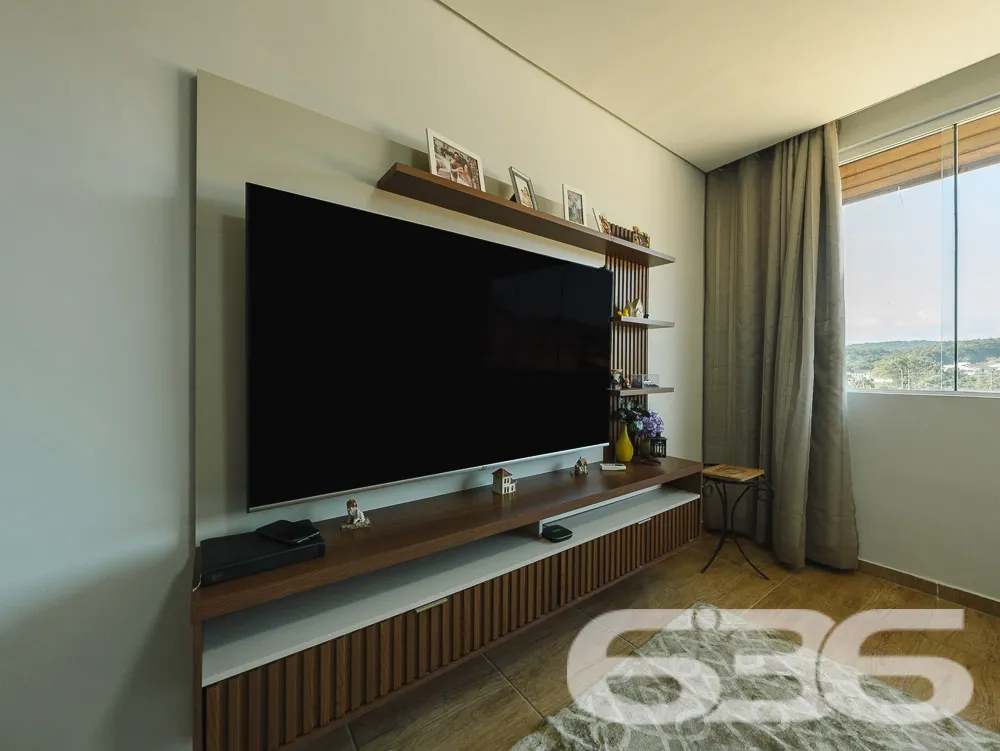 Sobrado à Venda em Joinville, SC – Bairro Santa Ca