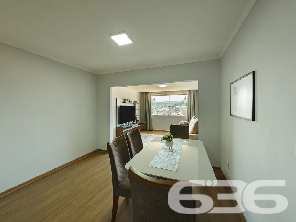 Sobrado à Venda em Joinville, SC – Bairro Santa Ca