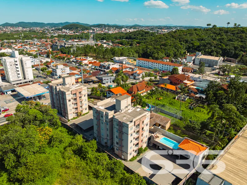 Apartamento à venda no Boa Vista em Joinville! Loc
