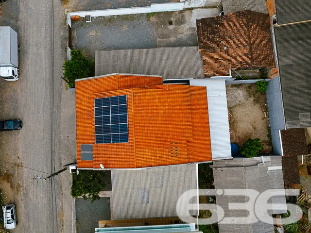 Temos o prazer de apresentar uma residência singul