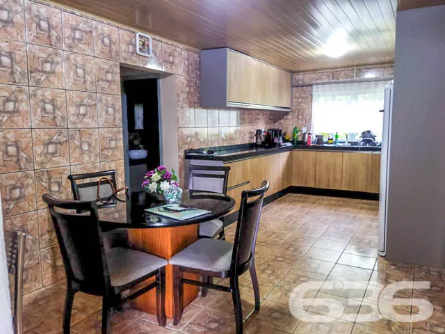 AMPLA CHÁCARA NO BAIRRO VILA NOVA
Dispondo de imp