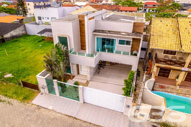 Descubra a casa dos sonhos em São Francisco do Sul