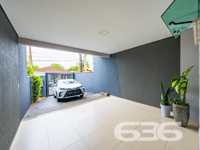 Este moderno sobrado, situado no coração do bairro