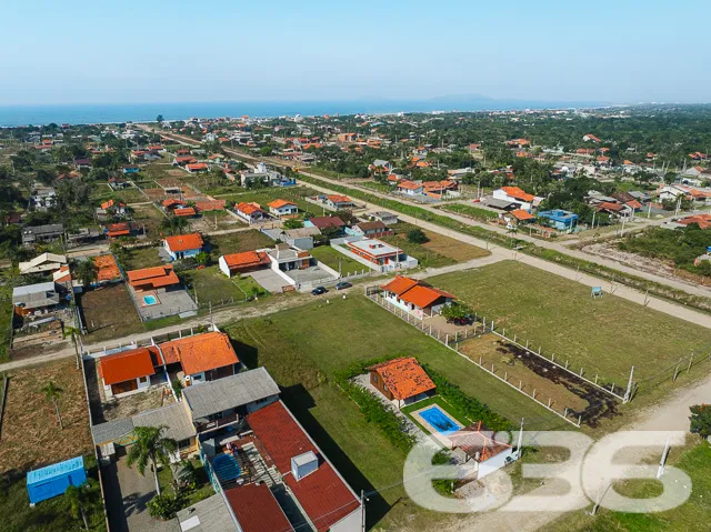 VENDE-SE TERRENO AMPLO EM SÃO FRANCISCO DO SUL!

I