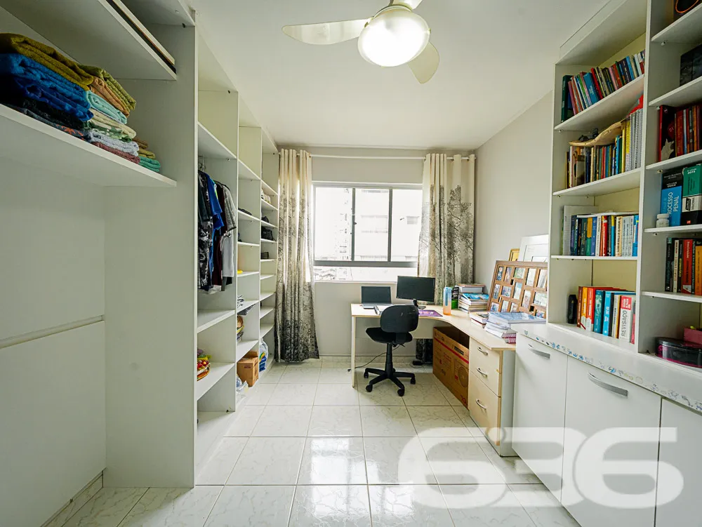 Apresentamos um excepcional apartamento no coração