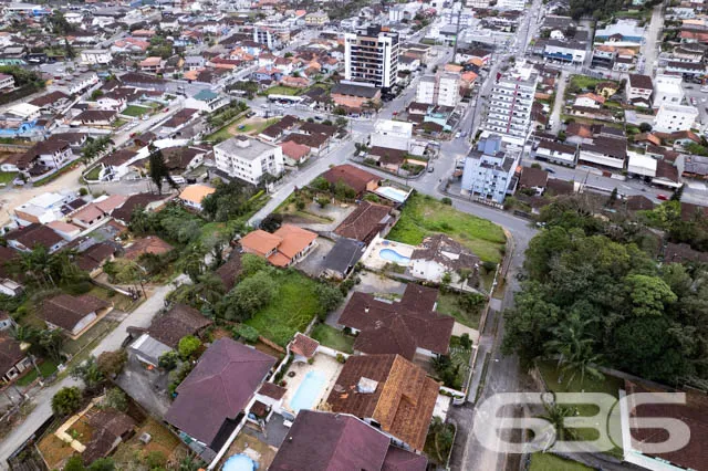 TERRENO NO BAIRRO IRIRIÚ EM JOINVILLE - ESTUDA PER