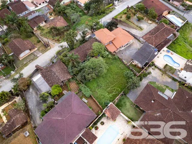 TERRENO NO BAIRRO IRIRIÚ EM JOINVILLE - ESTUDA PER