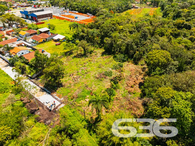 OPORTUNIDADE DE TERRENO À VENDA EM ARAQUARI, SANTA