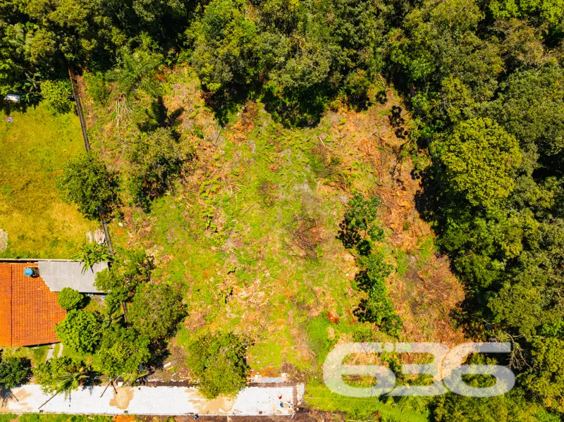 OPORTUNIDADE DE TERRENO À VENDA EM ARAQUARI, SANTA