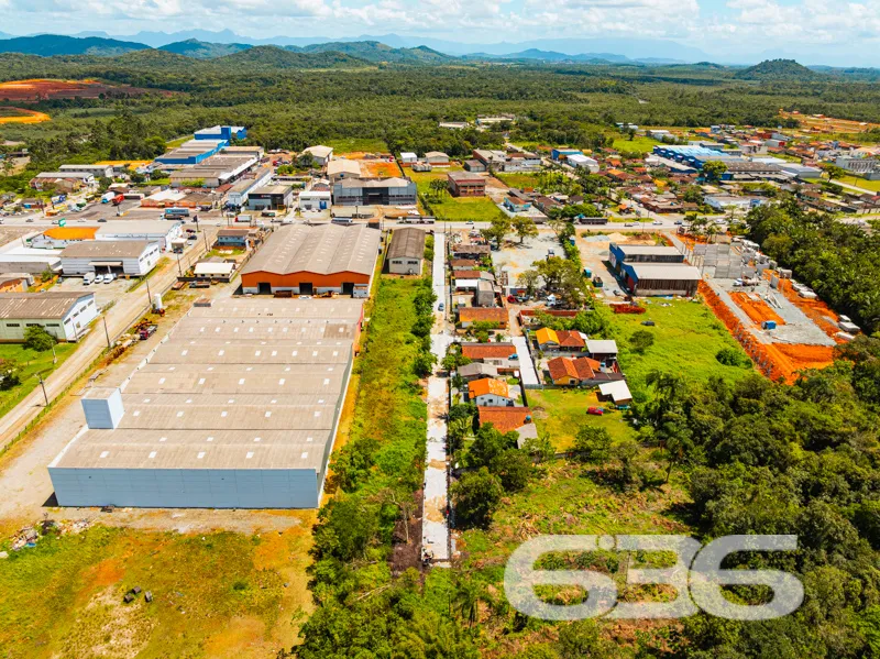 OPORTUNIDADE DE TERRENO À VENDA EM ARAQUARI, SANTA